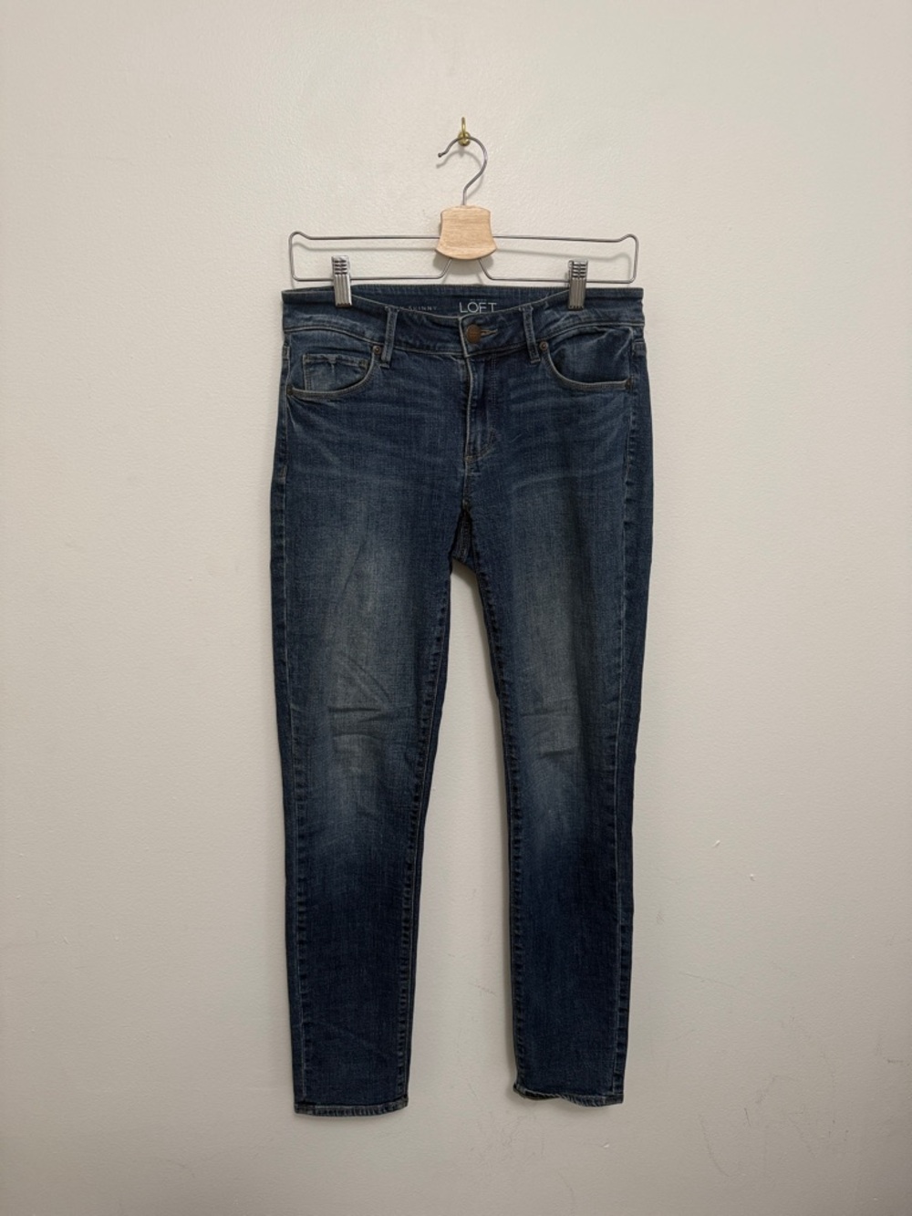 LOFT Medium Wash Curvy Skinny Jeans
